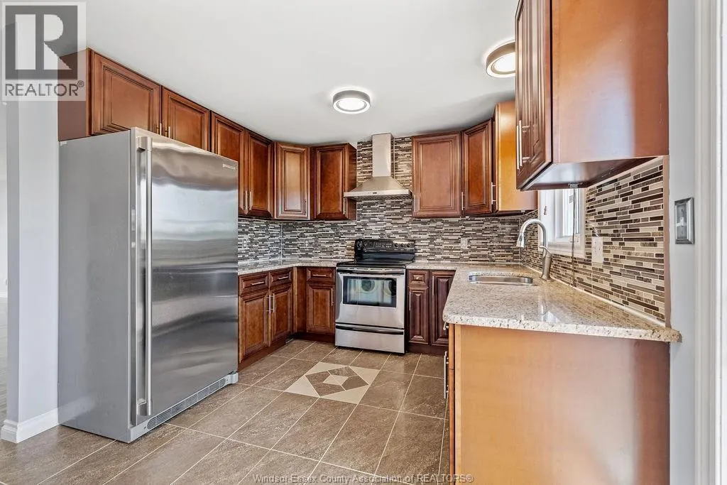 707 SARAH COURT Unit# UPPER