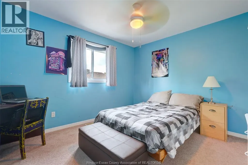 247 WILLOW-WOOD