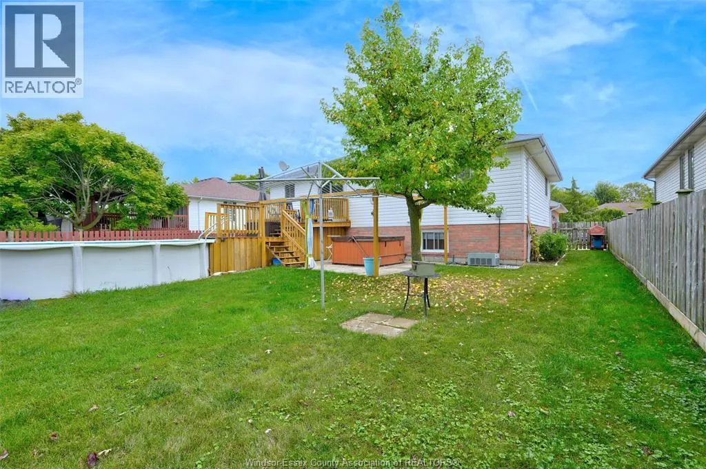 247 WILLOW-WOOD