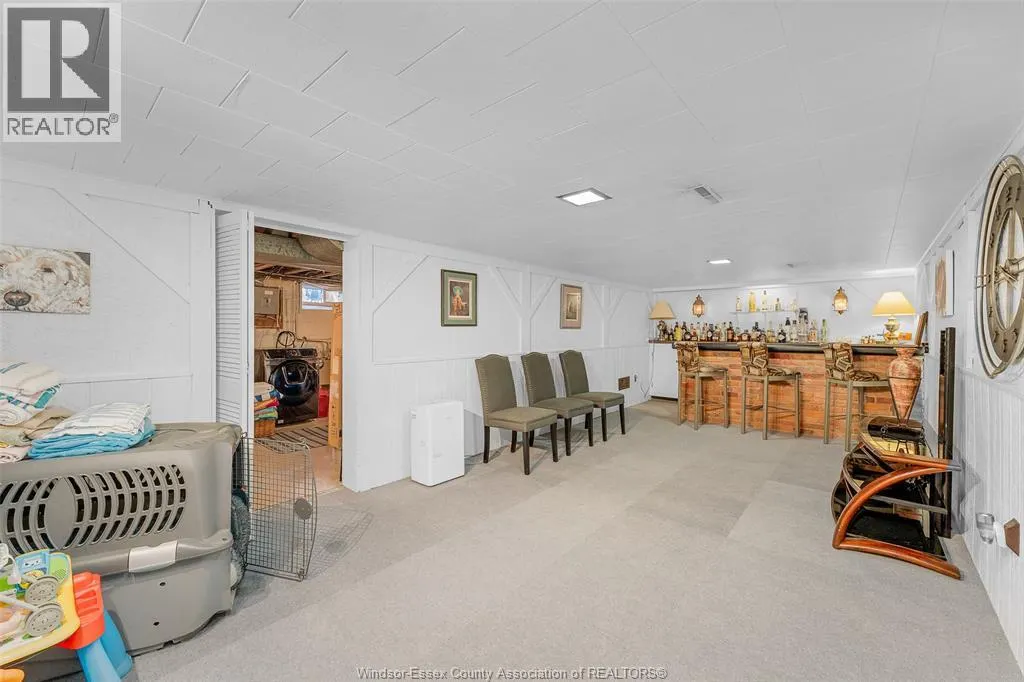 836 RHOLAINE DRIVE