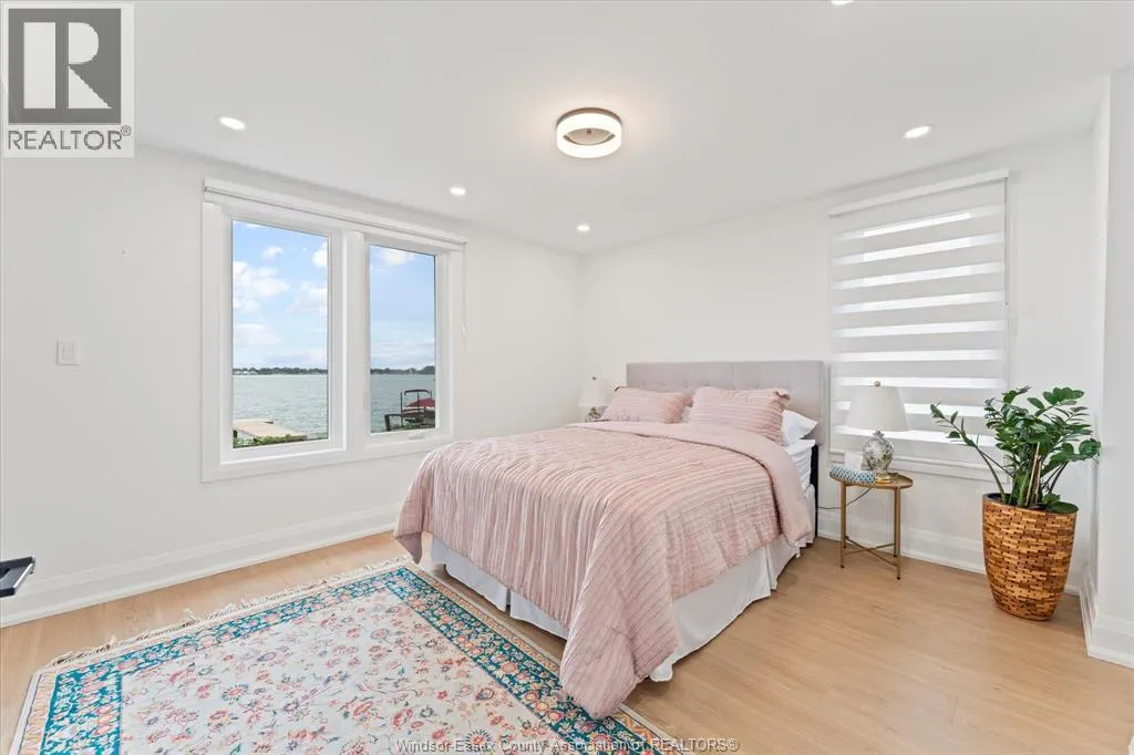 8190 RIVERSIDE DRIVE East
