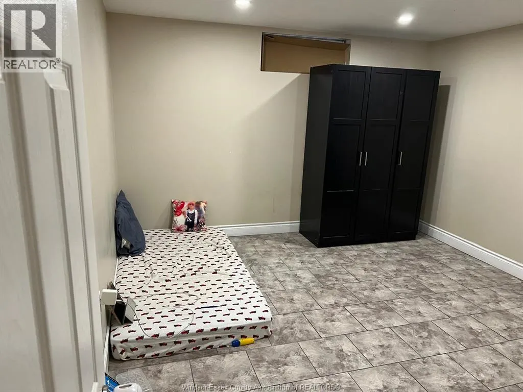 3033 BRIMLEY DRIVE