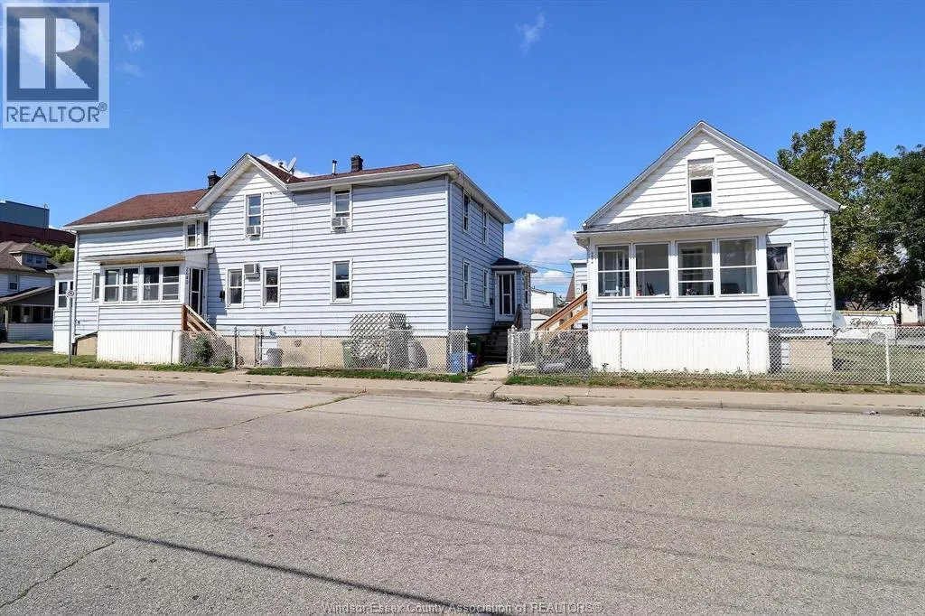 988 ALBERT ROAD