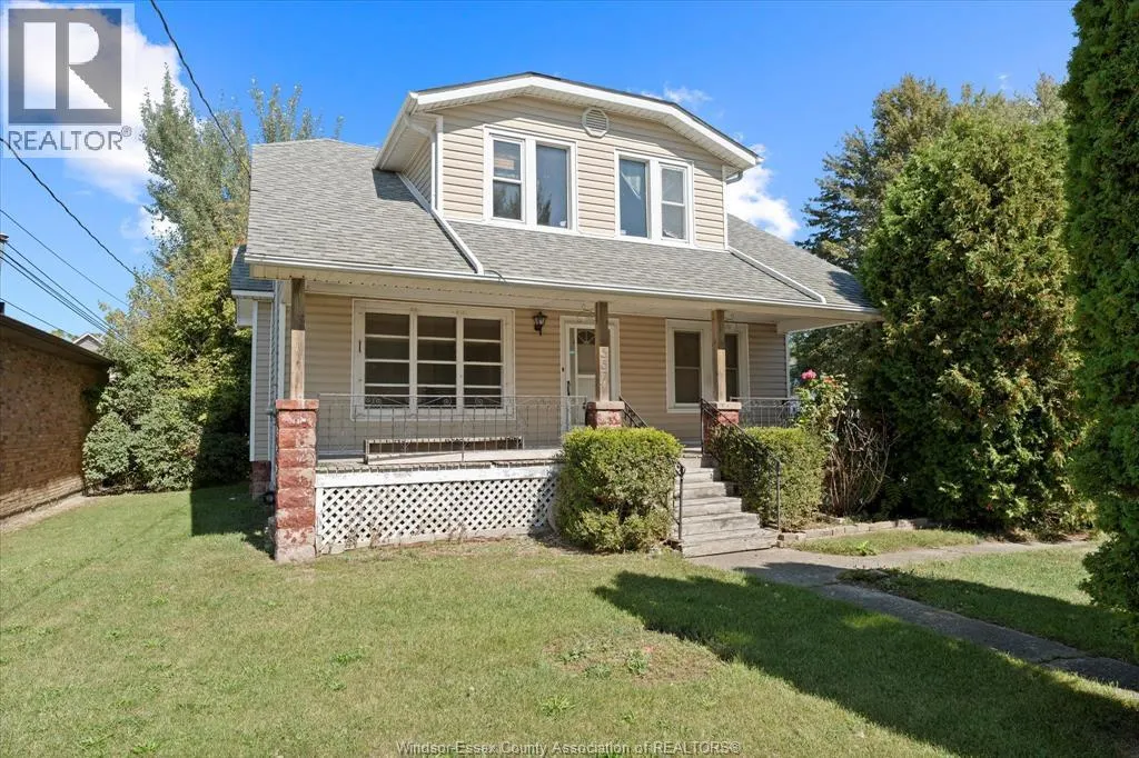 557 St. Charles STREET