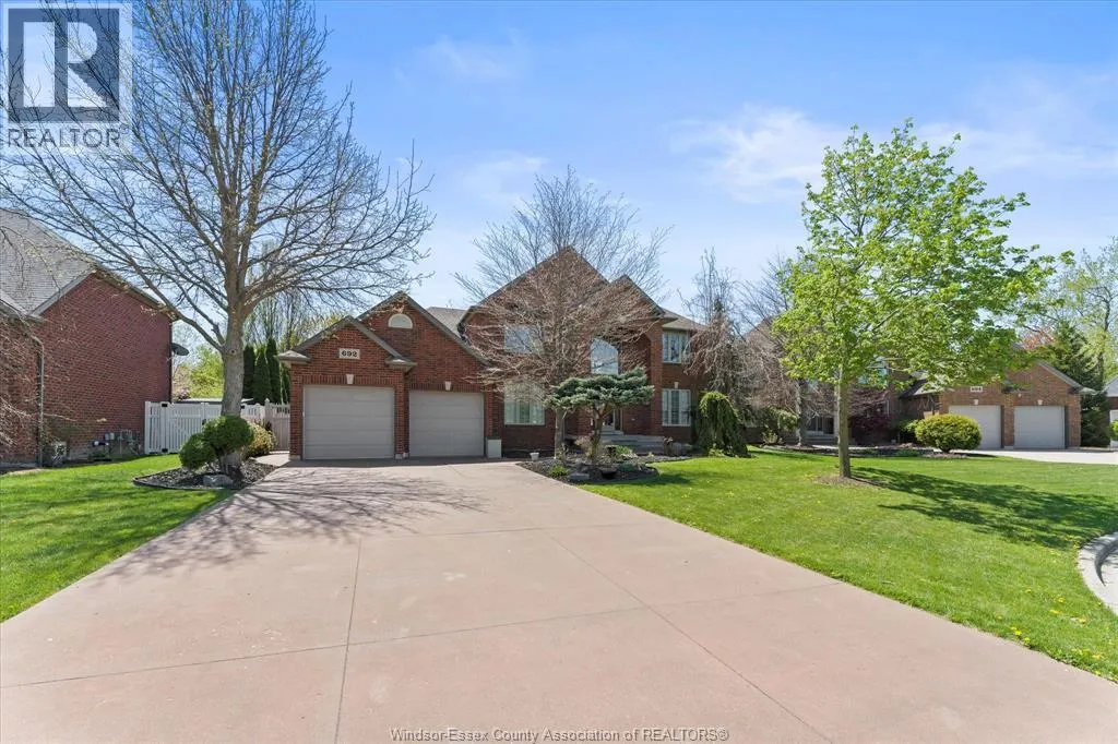 692 GEORGE KENNEDY WAY