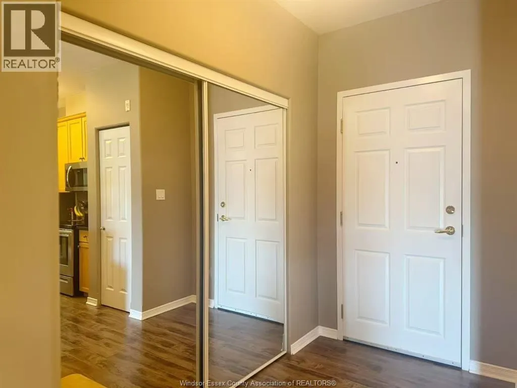1885 WESTVIEW PARK BOULEVARD Unit# 101