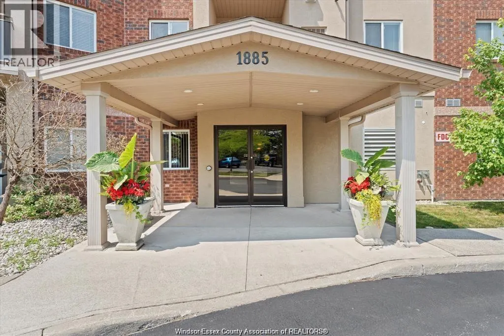 1885 WESTVIEW PARK BOULEVARD Unit# 101