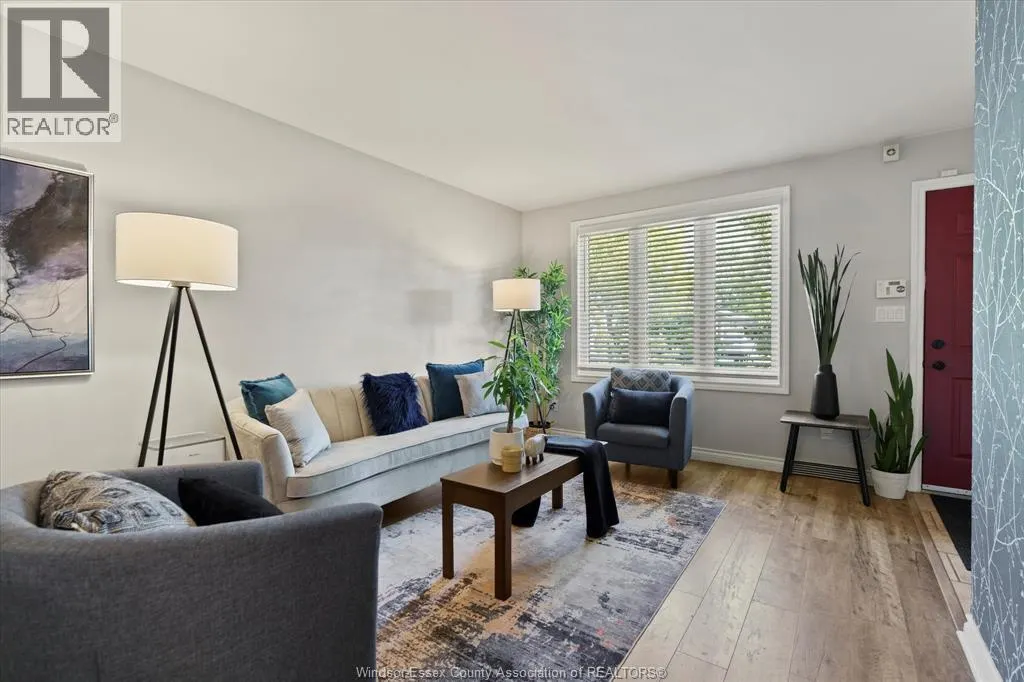 1681 BLAIRWOOD CRESCENT