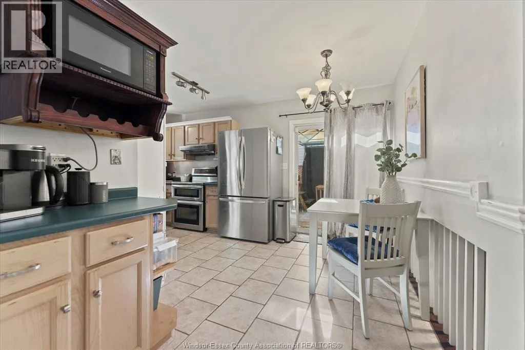 1681 BLAIRWOOD CRESCENT