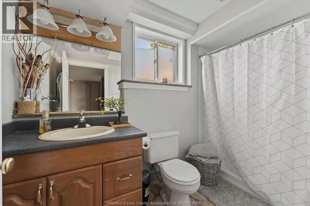 1681 BLAIRWOOD CRESCENT