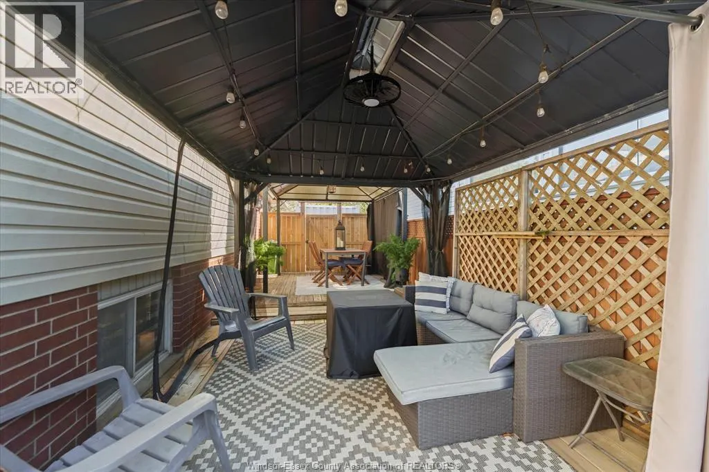 1681 BLAIRWOOD CRESCENT