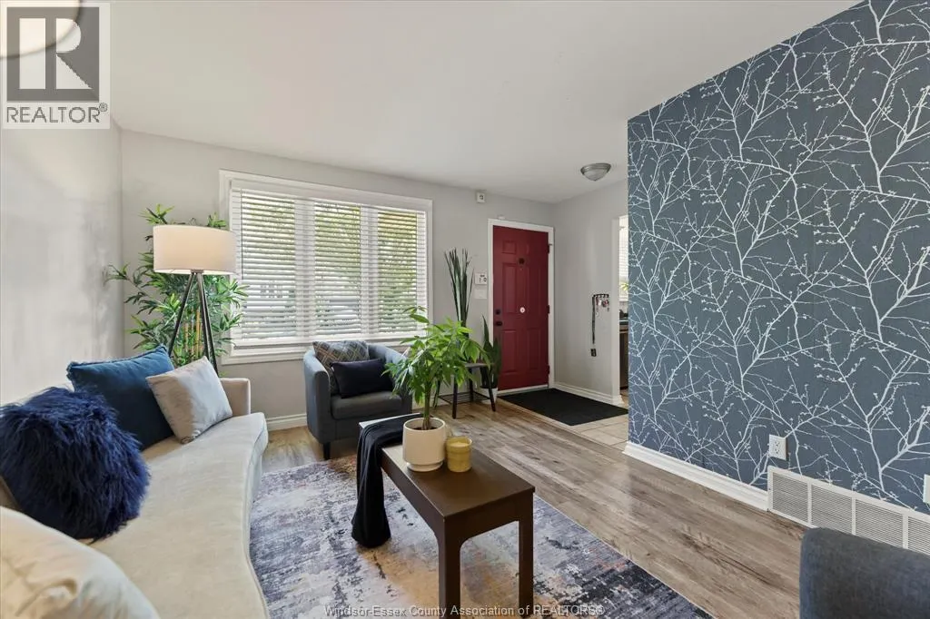 1681 BLAIRWOOD CRESCENT