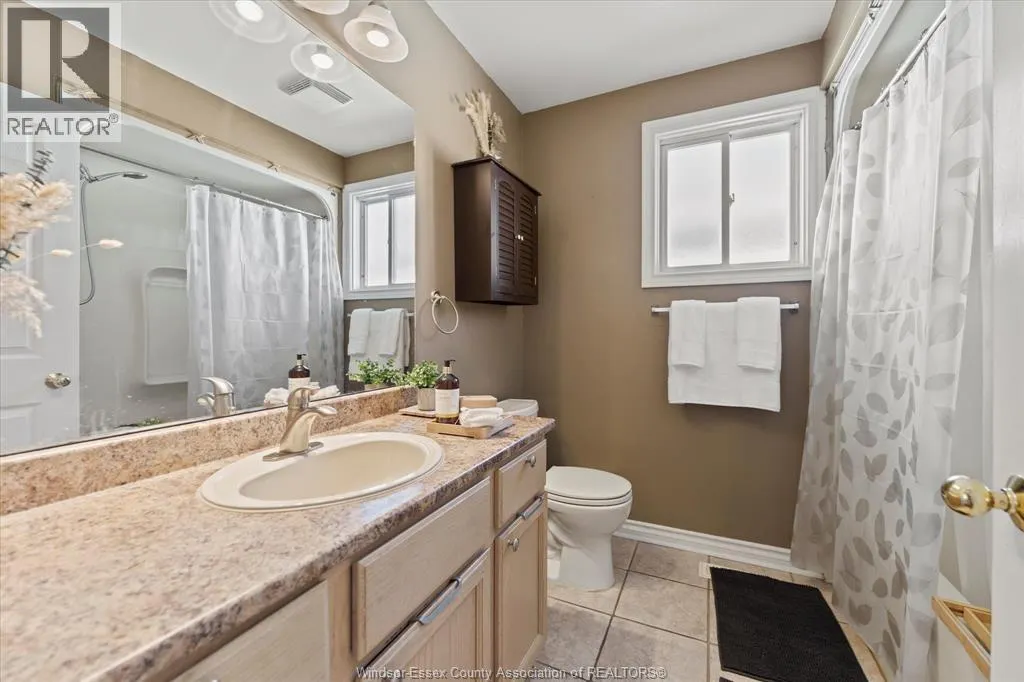 1681 BLAIRWOOD CRESCENT