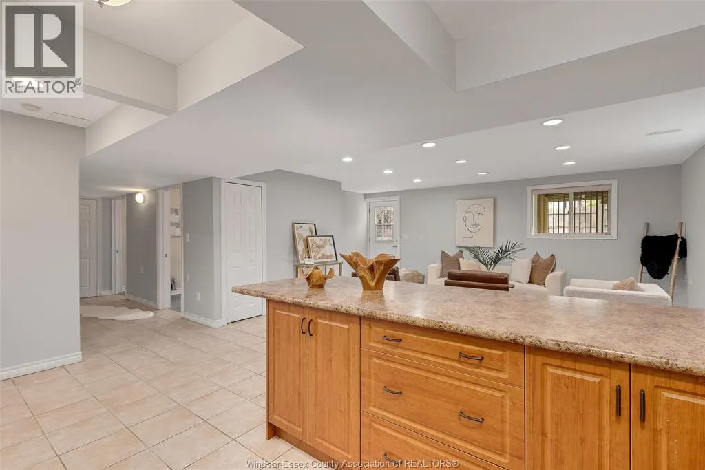 2323 ASKIN AVENUE Unit# LOWER