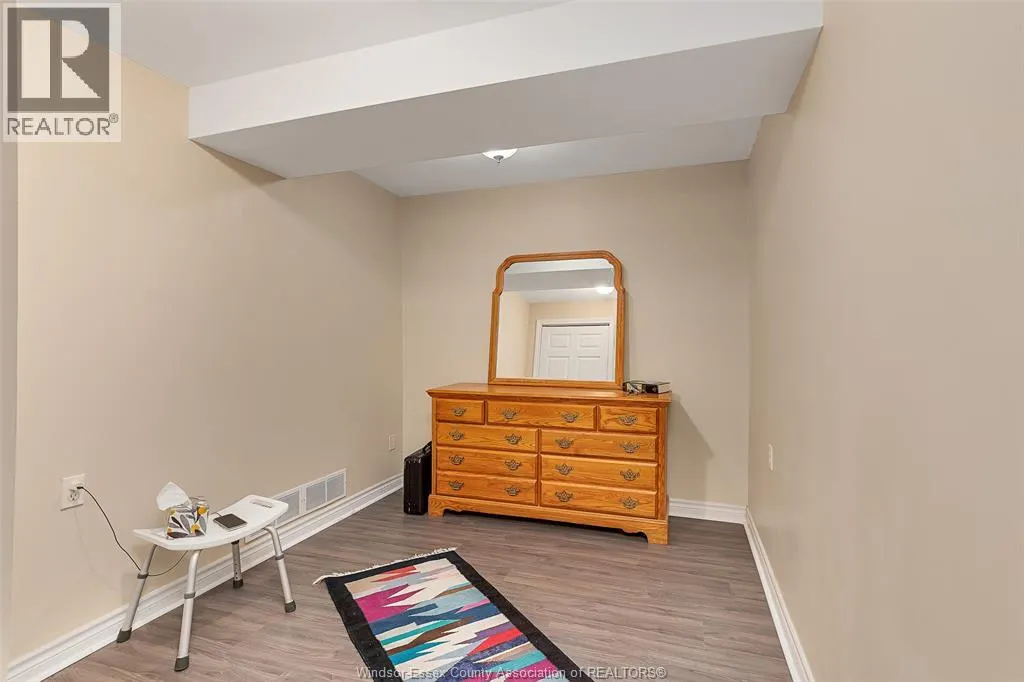 2323 ASKIN AVENUE Unit# LOWER