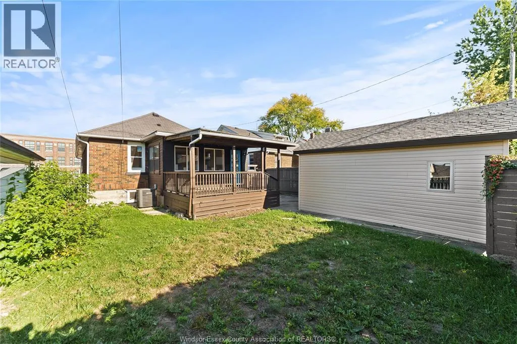 2241 WINDERMERE