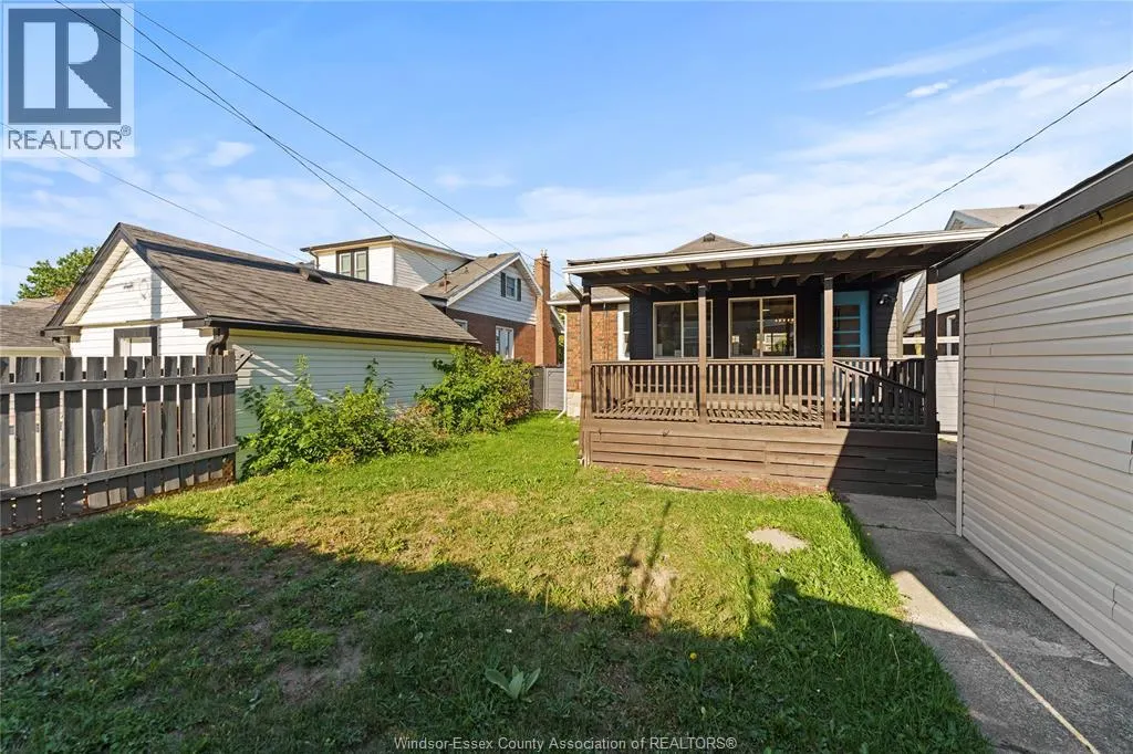 2241 WINDERMERE