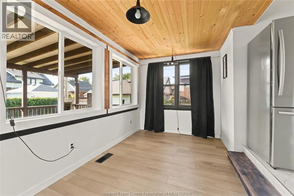 2241 WINDERMERE