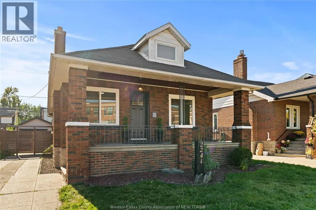 2241 WINDERMERE