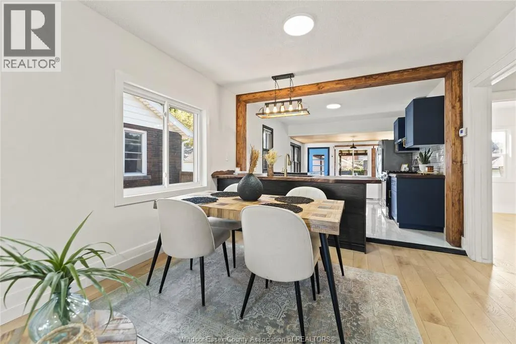 2241 WINDERMERE