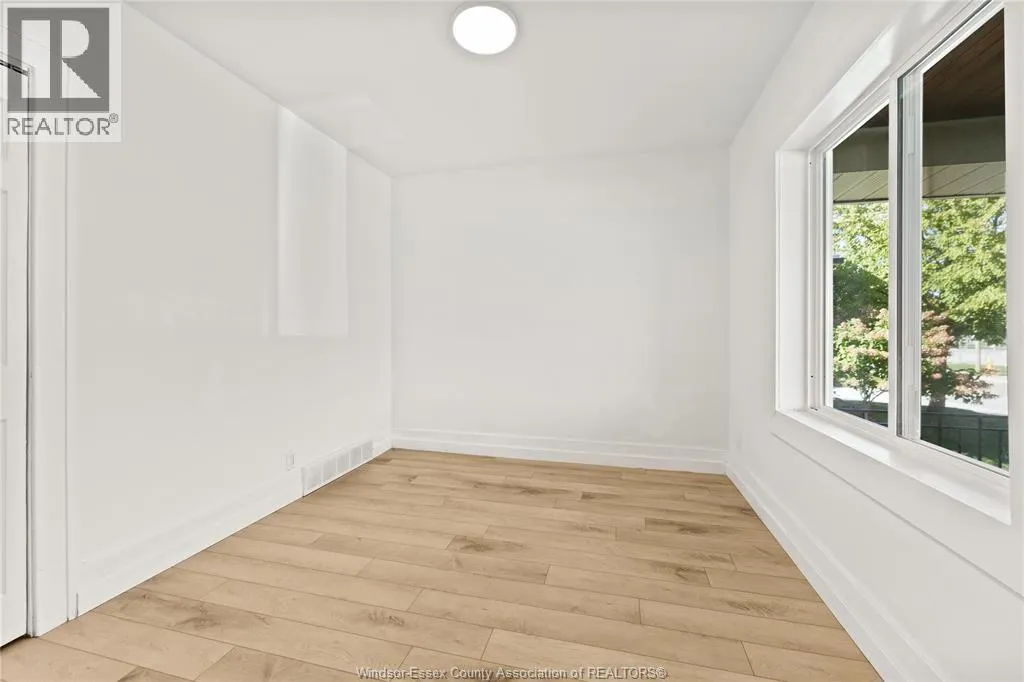 2241 WINDERMERE