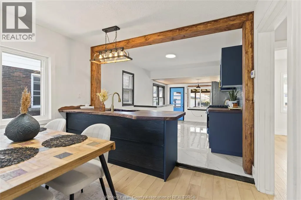 2241 WINDERMERE