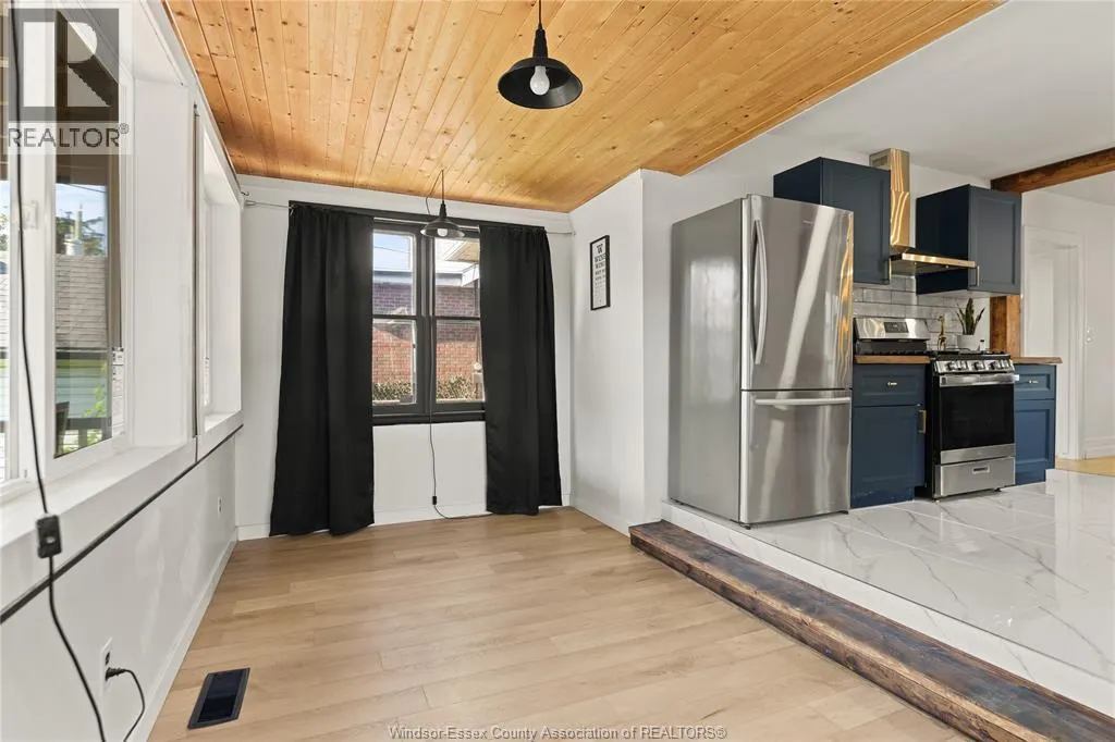 2241 WINDERMERE
