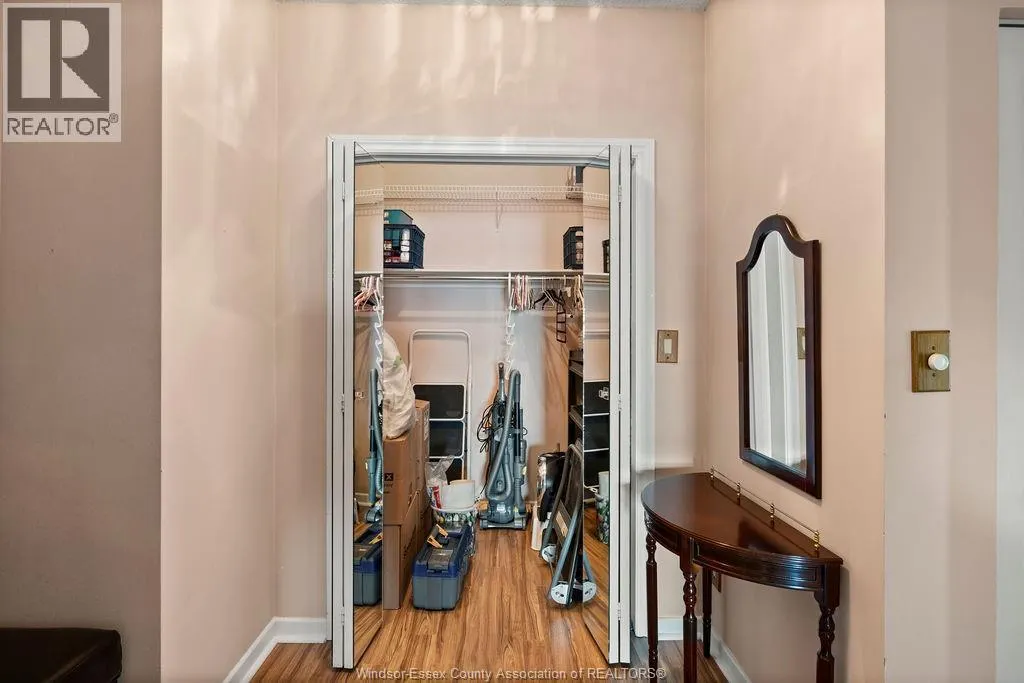 3663 RIVERSIDE DRIVE East Unit# 906