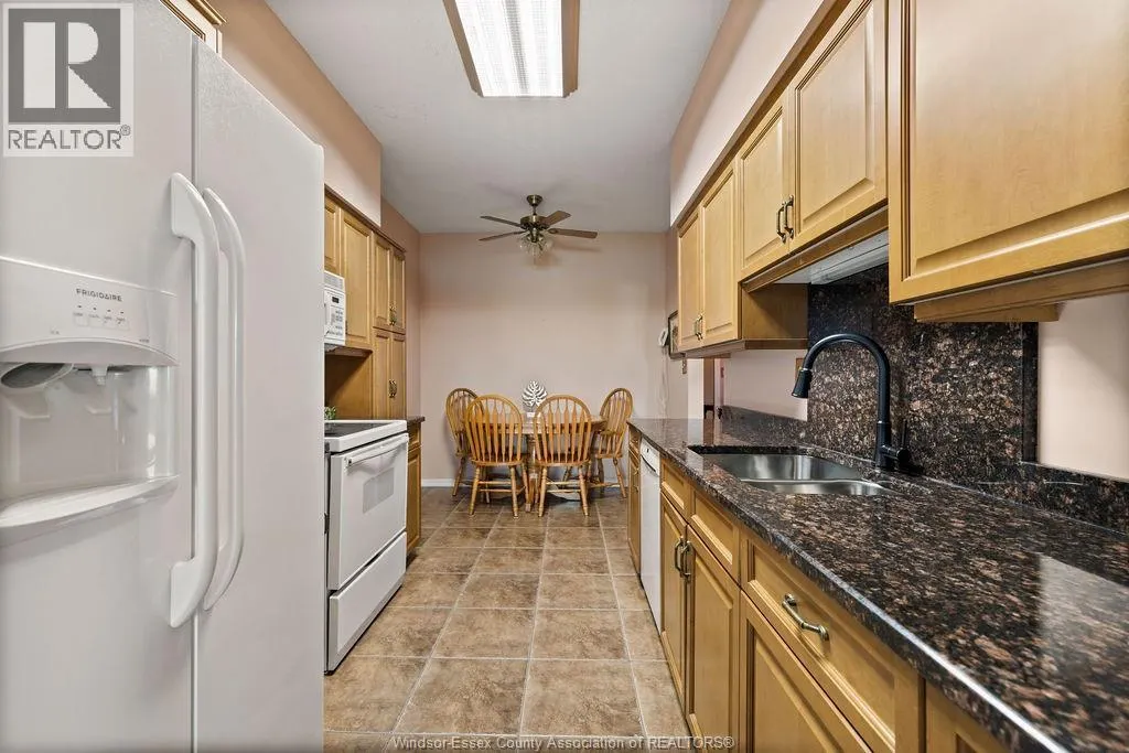 3663 RIVERSIDE DRIVE East Unit# 906