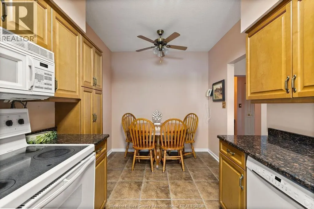 3663 RIVERSIDE DRIVE East Unit# 906