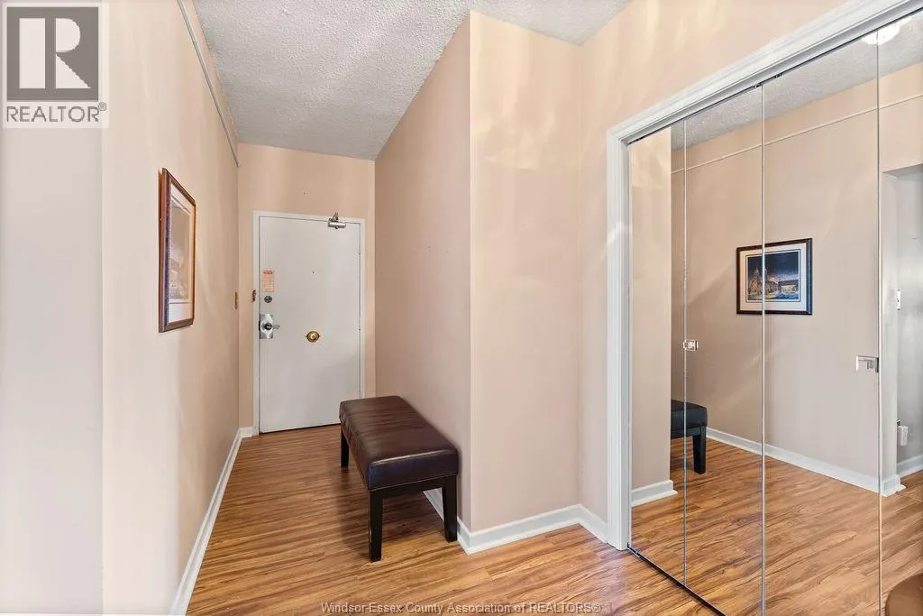 3663 RIVERSIDE DRIVE East Unit# 906