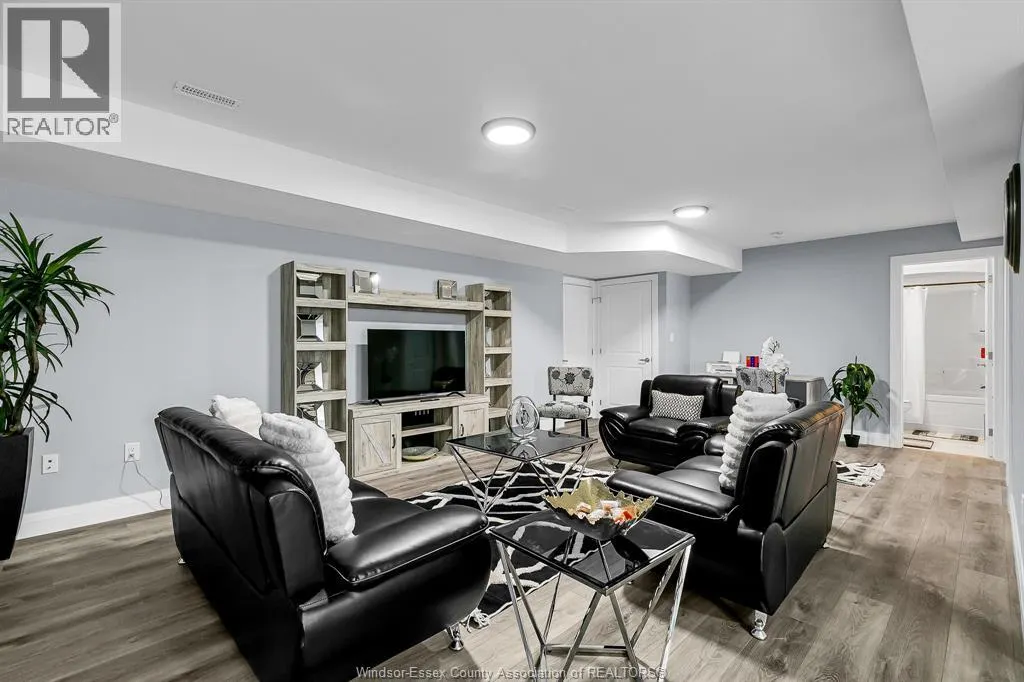 2328 FRONT ROAD