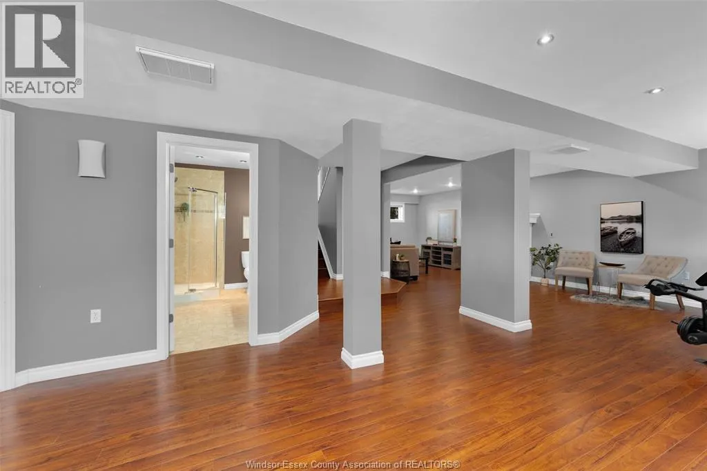 262 COLUMBUS DRIVE