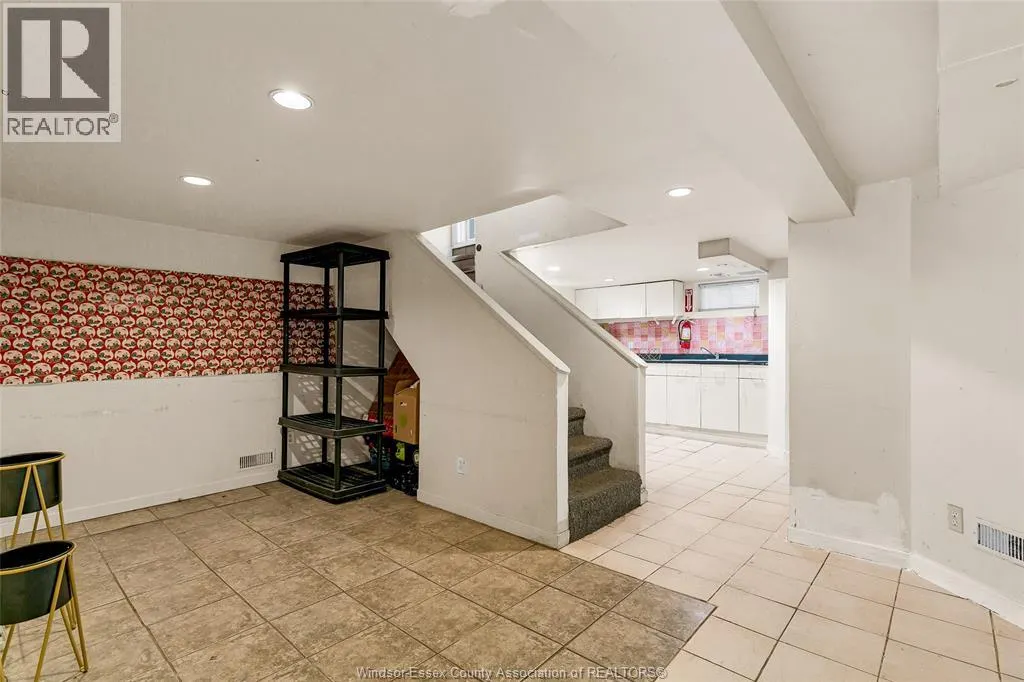 390 PARTINGTON