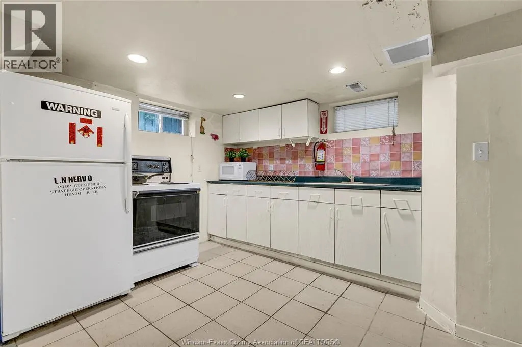 390 PARTINGTON