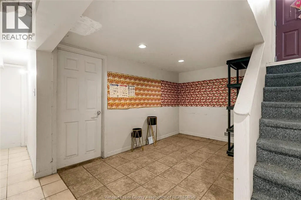 390 PARTINGTON