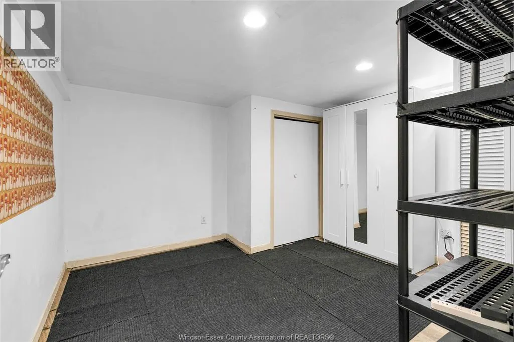390 PARTINGTON