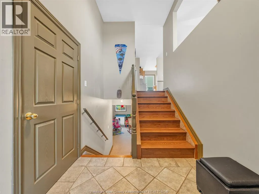 73 WAKEFIELD AVENUE