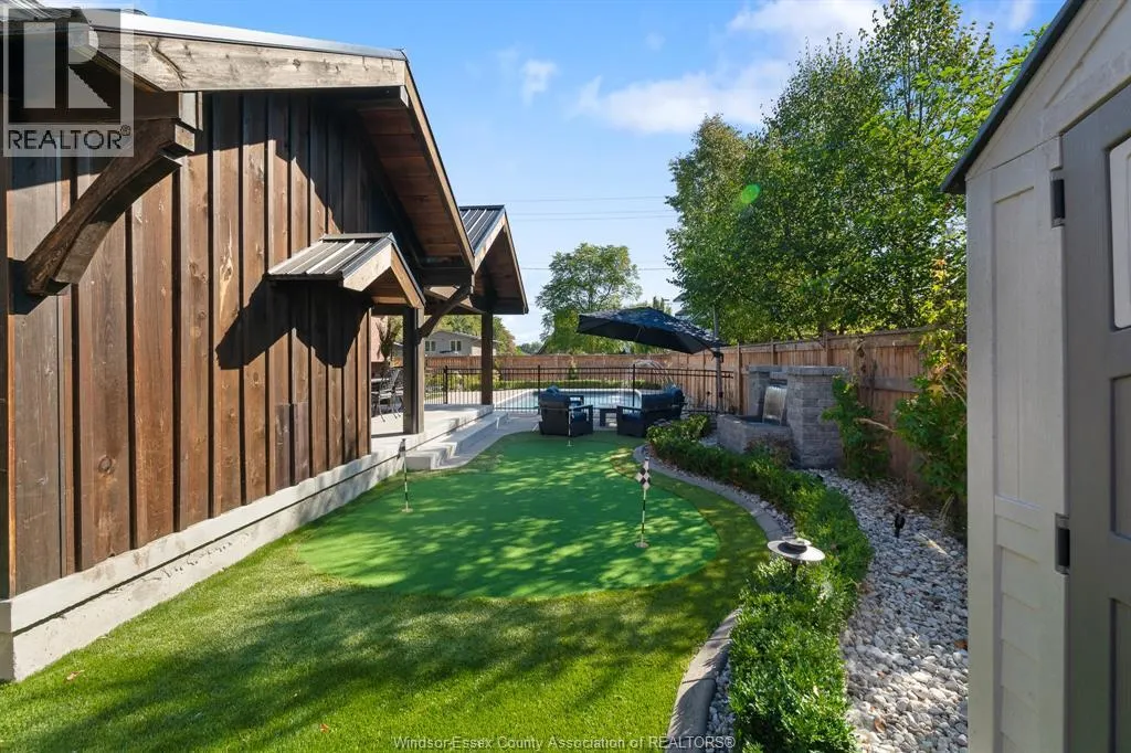 415 BEACH GROVE DRIVE