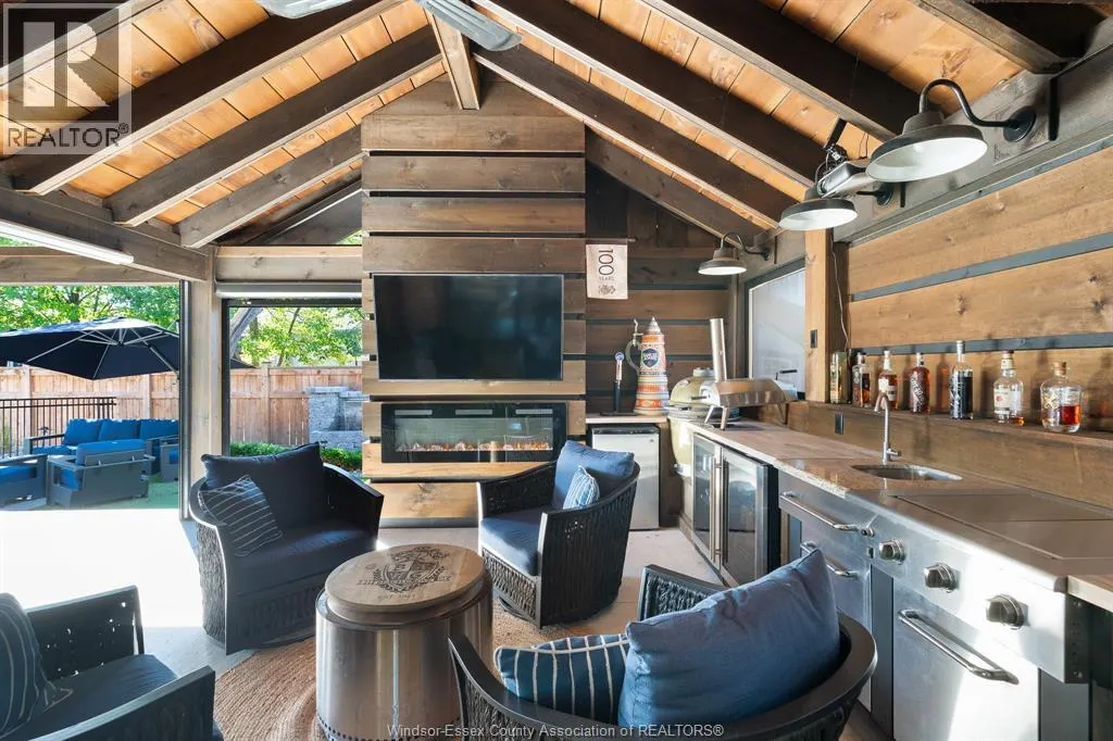 415 BEACH GROVE DRIVE
