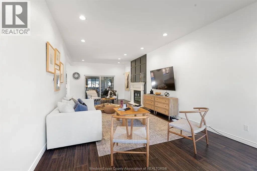415 BEACH GROVE DRIVE