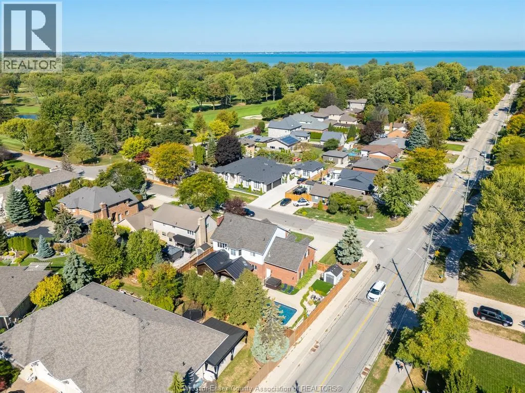 415 BEACH GROVE DRIVE
