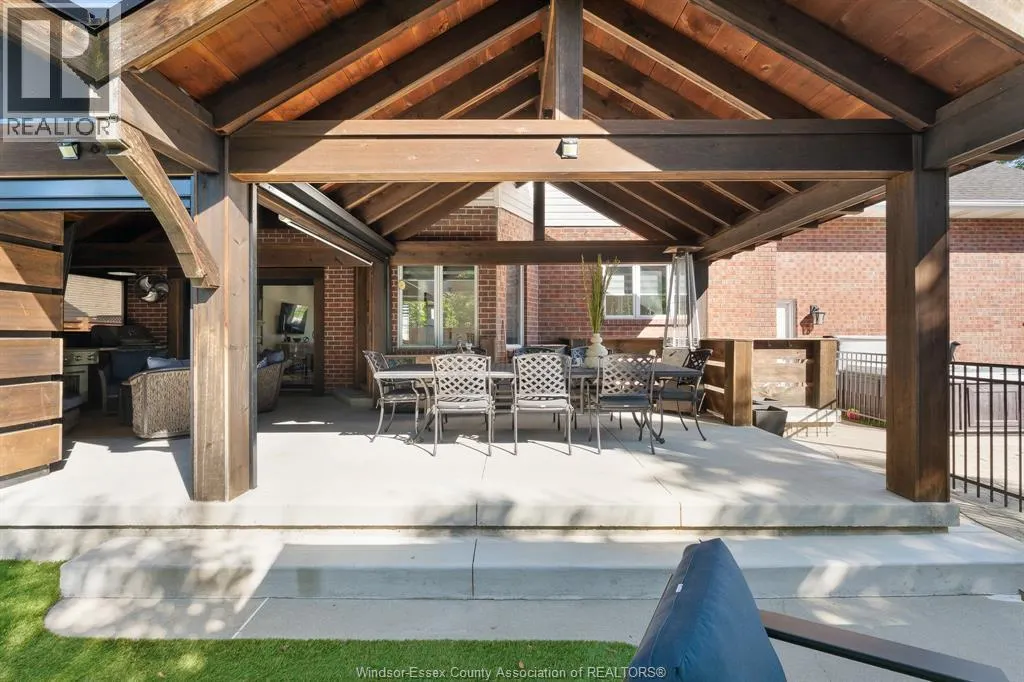 415 BEACH GROVE DRIVE