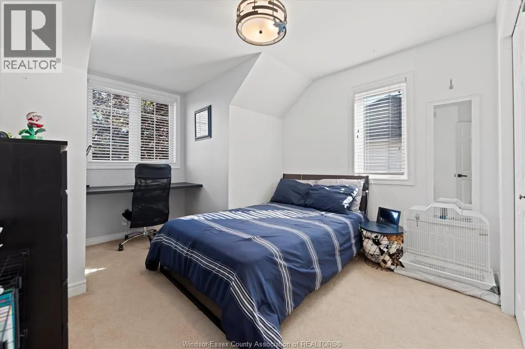 580 BREEZEWOOD COURT