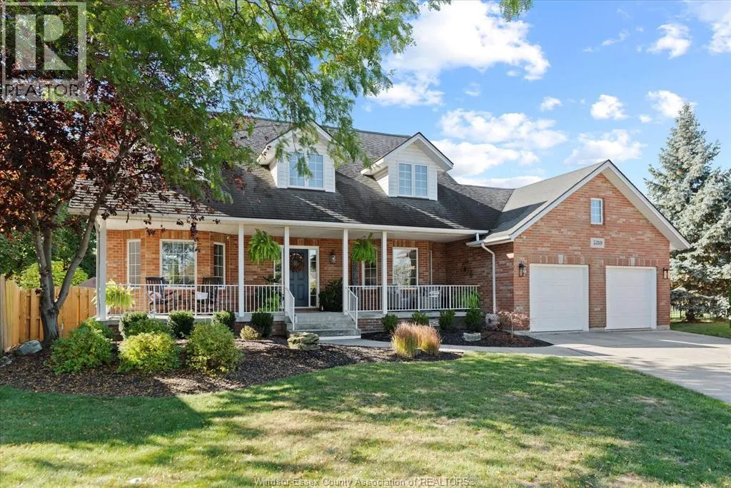 580 BREEZEWOOD COURT
