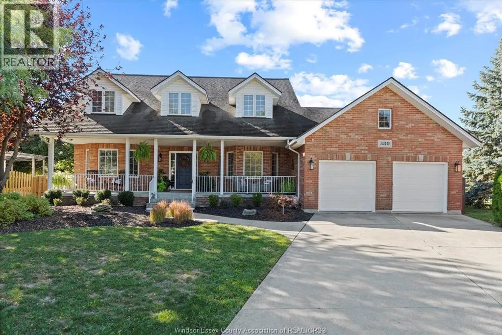 580 BREEZEWOOD COURT