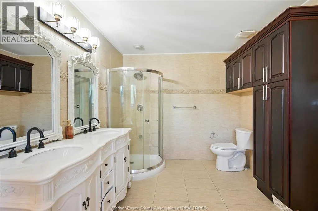 435 COUNTRY CLUB