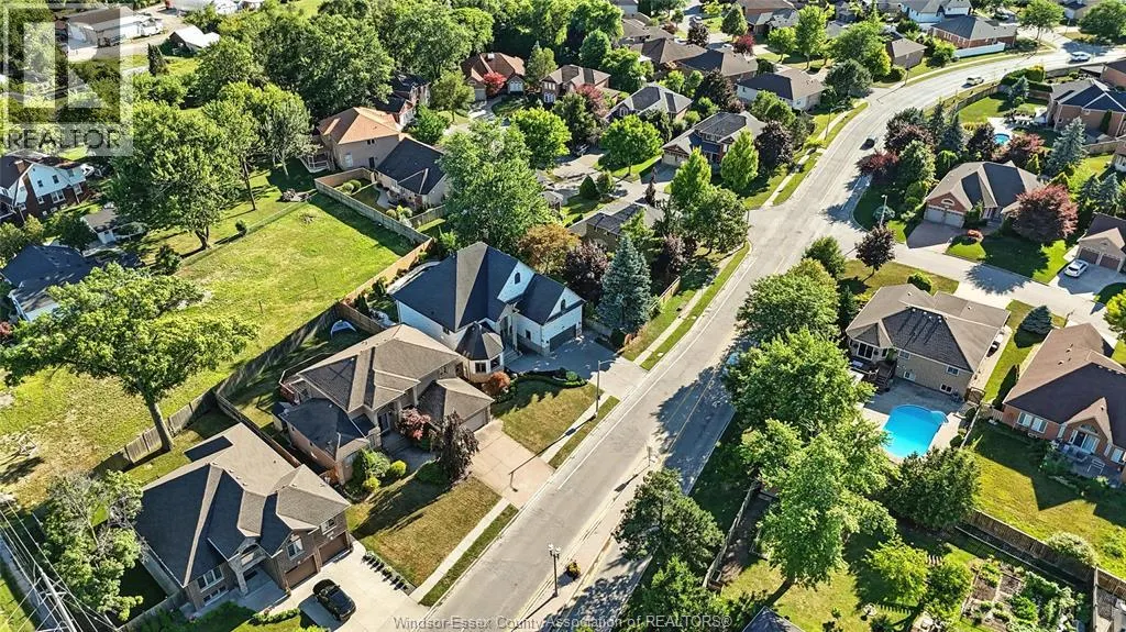 435 COUNTRY CLUB