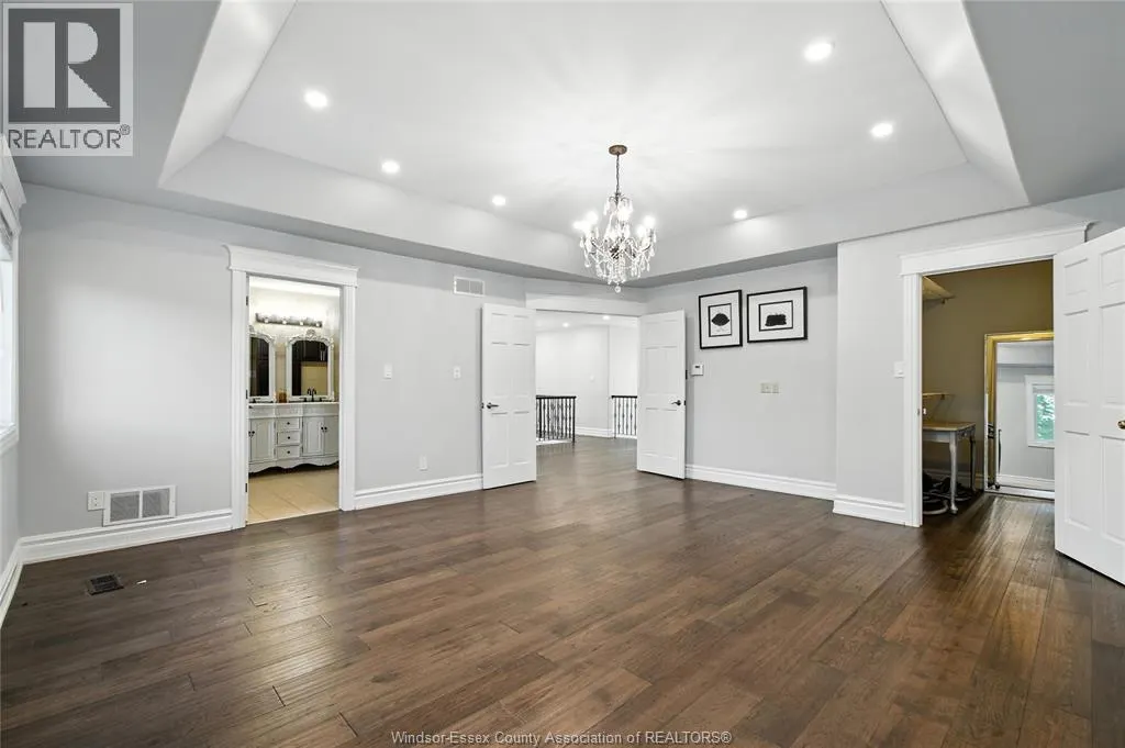435 COUNTRY CLUB