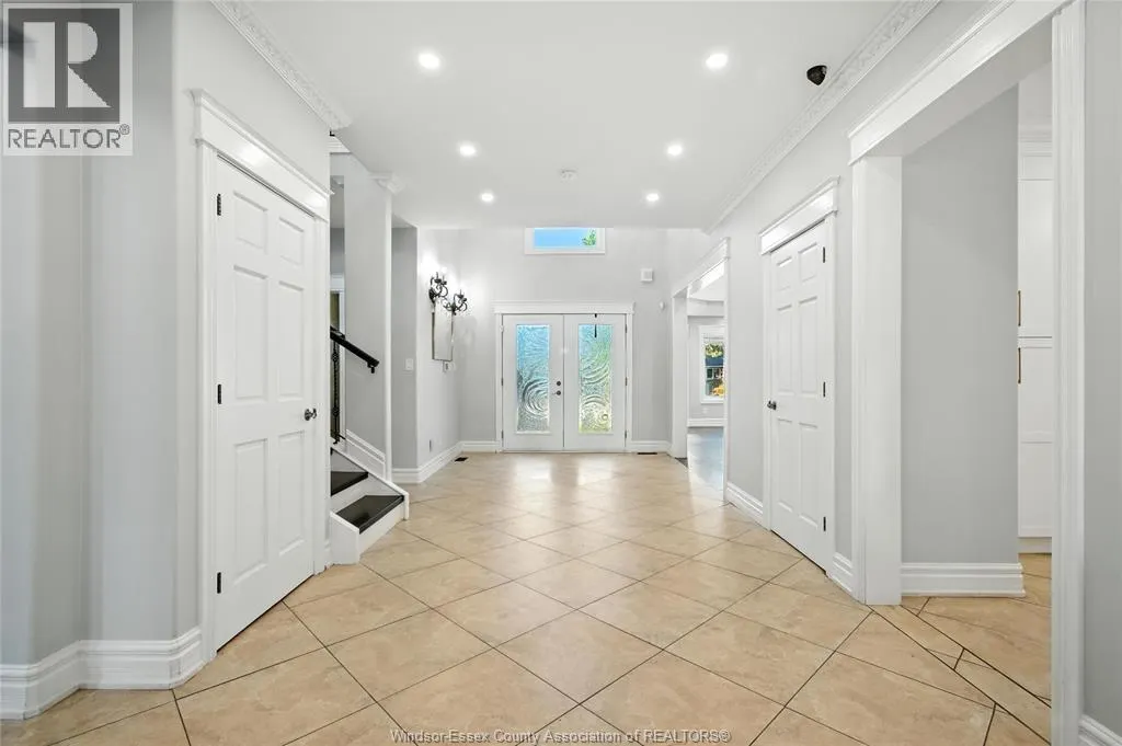 435 COUNTRY CLUB